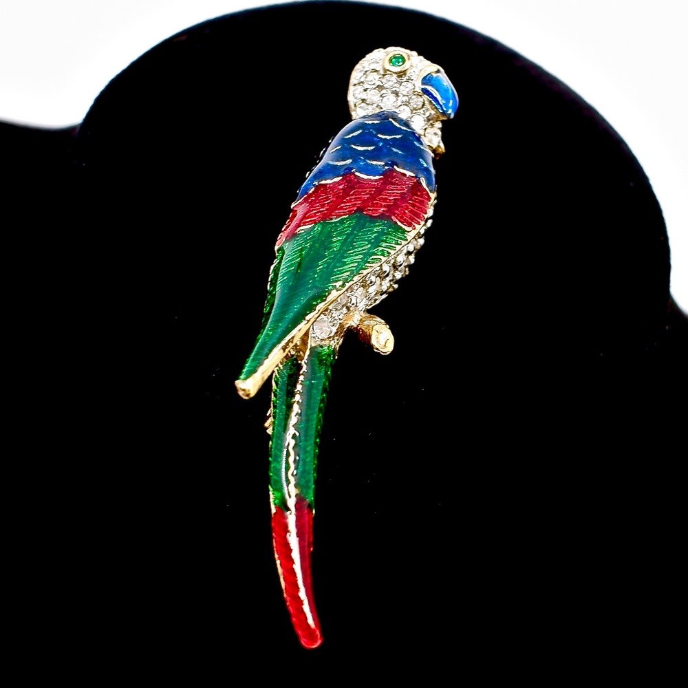 VINTAGE~parrot bird~ENAMEL~PAVE CRYSTAL BROOCH PIN